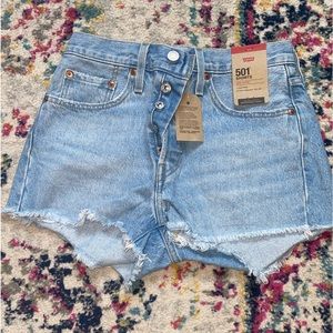 levi 501 shorts